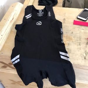 Small ladies virus international singlet